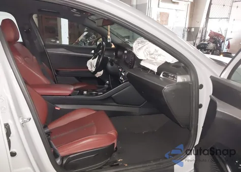 2023 Kia K5 Gt-Line z USA, uszkodzony, nr VIN 5XXG64J29PG189745